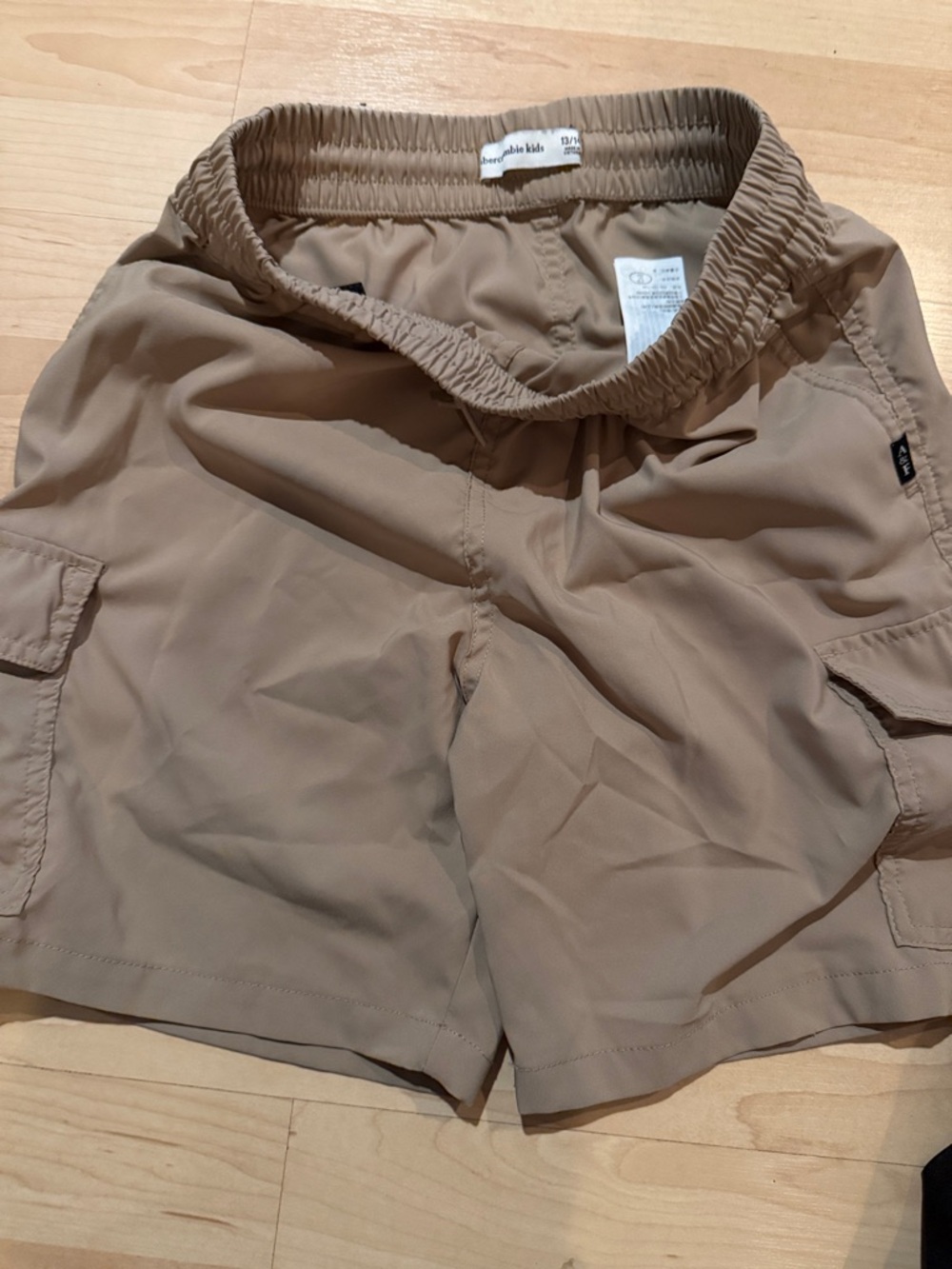 abercrombie kids tan cargo shorts